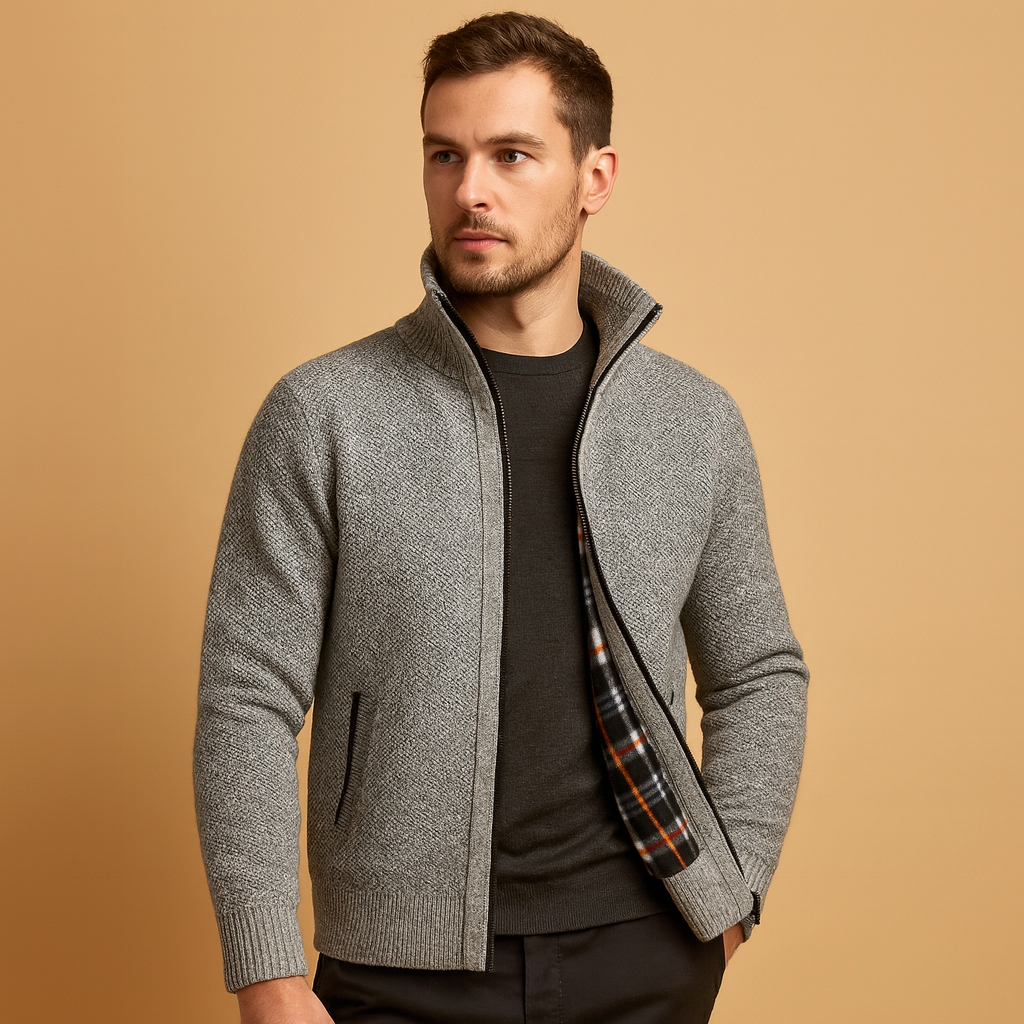 Men’s cable knit sweater with soft check lining, designed for warmth and versatile styling during autumn and winter.