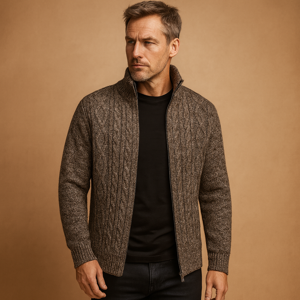 Men’s cable knit sweater with soft check lining, designed for warmth and versatile styling during autumn and winter.