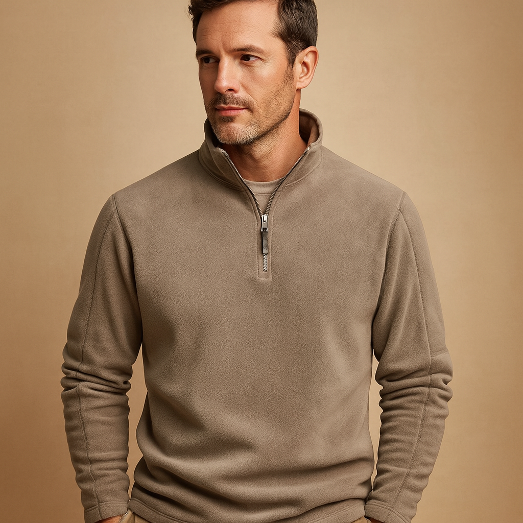 Men’s fleece half-zip pullover with soft fabric and timeless design, ideal for warmth during outdoor activities or casual wear in autumn and winter.