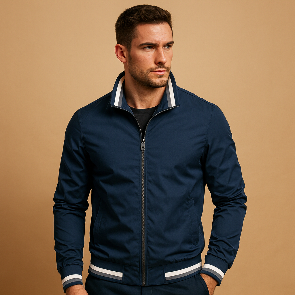 Men’s lightweight summer jacket with breathable design and versatile fit, suitable for daily wear, travel, and evening occasions.