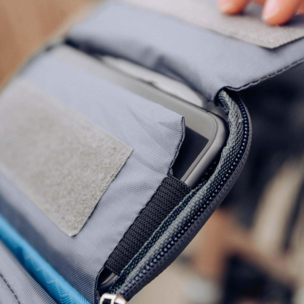 Bike Handlebar Bag with Touchscreen Phone Pocket and Detachable Shoulder Strap - Image 8
