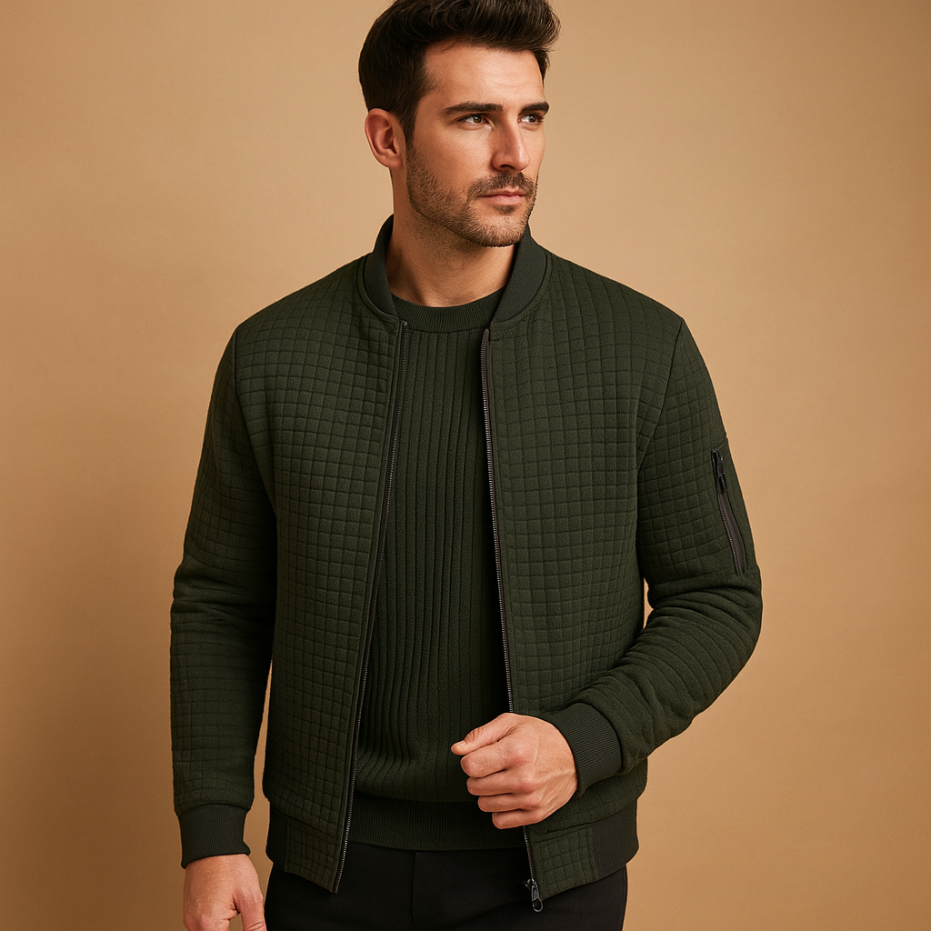 Men’s cable knit half-zip sweater with a breathable fabric, regular fit, and timeless design for autumn and winter outfits.