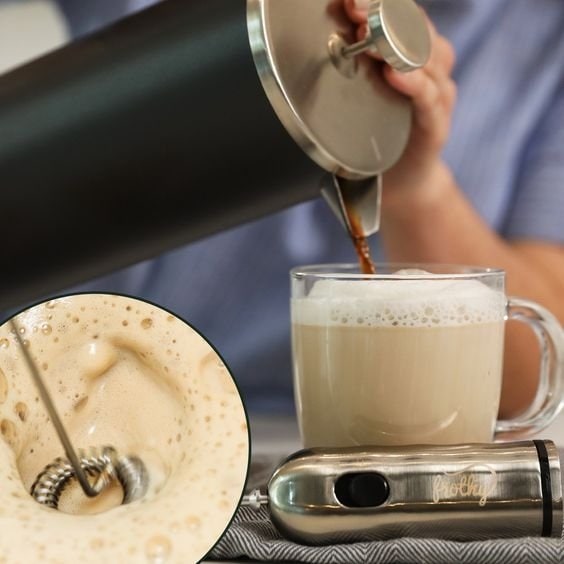 Handheld Electric Milk Frother with Stainless Steel Whisk and Protective Cap - Image 2