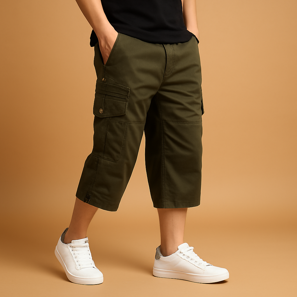 Men’s long cargo shorts with multiple pockets, ideal for outdoor activities, travel, and casual summer outfits.