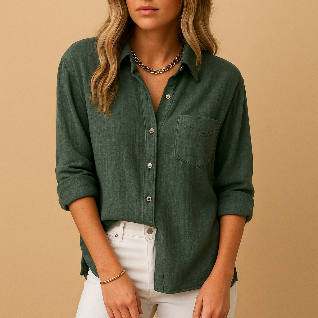 Women’s long-sleeve shirt blouse with chest pockets and a regular fit, ideal for work, casual outfits, and everyday wear.
