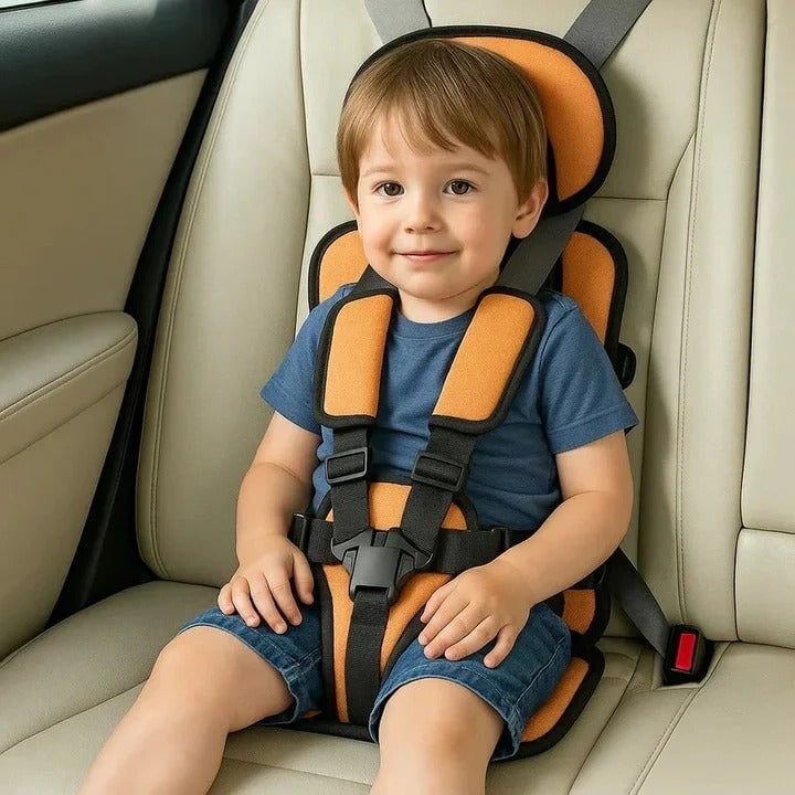 Portable Car Seat with Five-Point Harness Padded Cushion and Breathable Mesh - Image 3