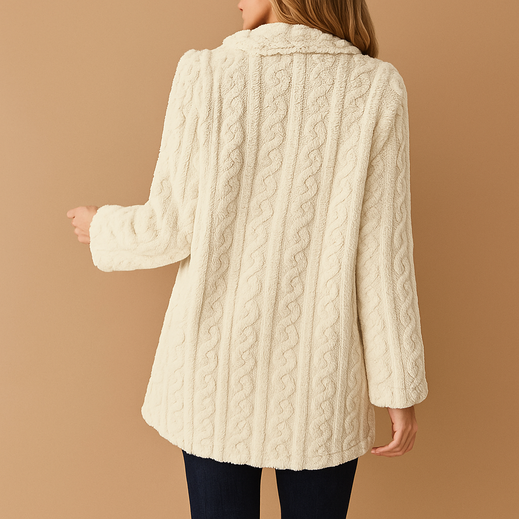 Women’s tailored elegant winter coat with refined structure and flattering silhouette, ideal for work, evenings out, and winter outings.