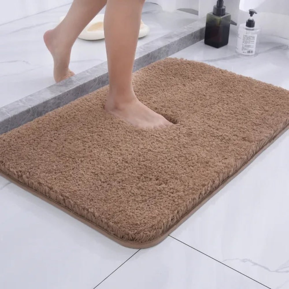 Ultra-Soft Plush Bath Mat with Non-Slip Backing and Machine Washable Design - Image 5