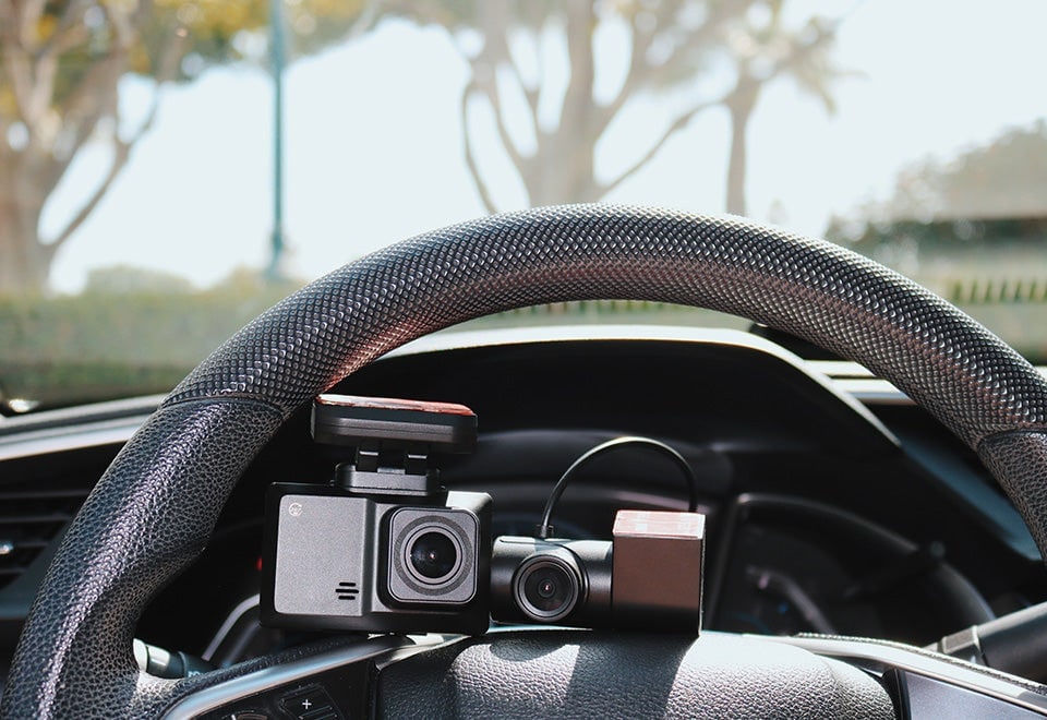 Wireless Dash Camera System with Front and Rear Lcd Screen and App Control for Car Dashboard - Image 3