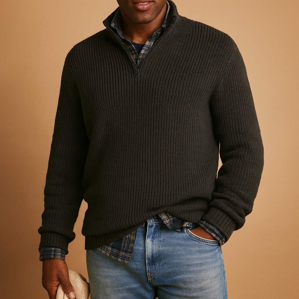 Men’s wool winter sweater with a timeless design, offering warm insulation and a comfortable fit for cold-season wear.